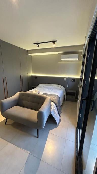 Moema Ao Lado Do Shopping E Metro Apartemen