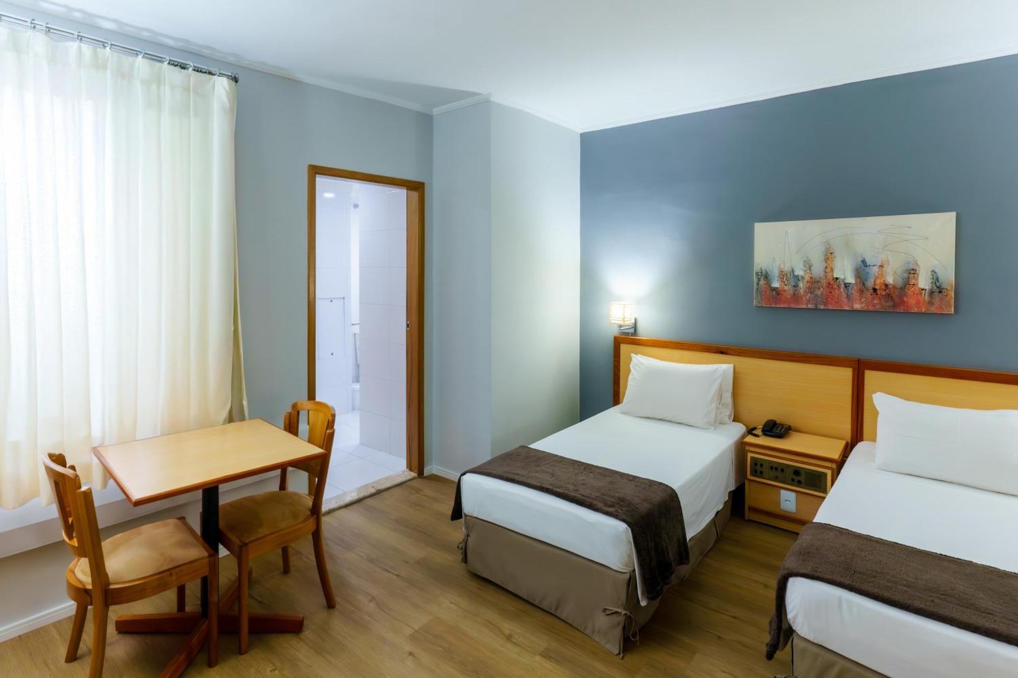 Hotel Augusta Boulevard