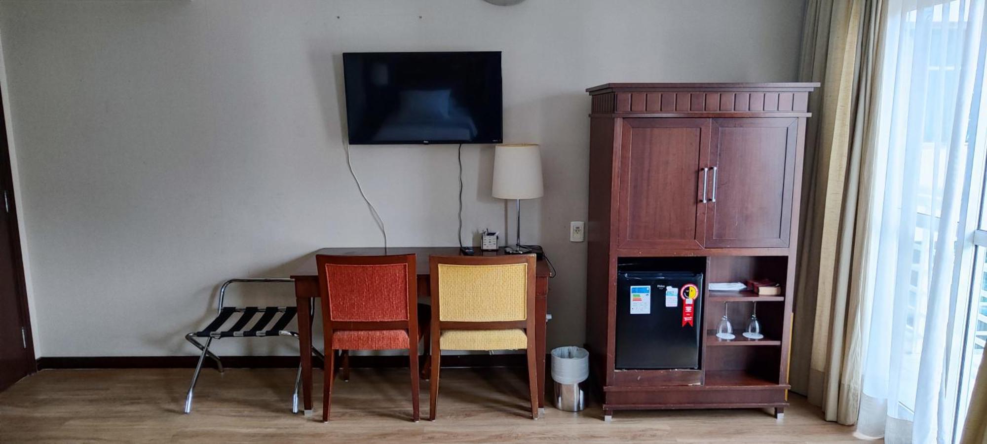 Khách sạn hẻo lánh Flat Bt Verbo Divino *