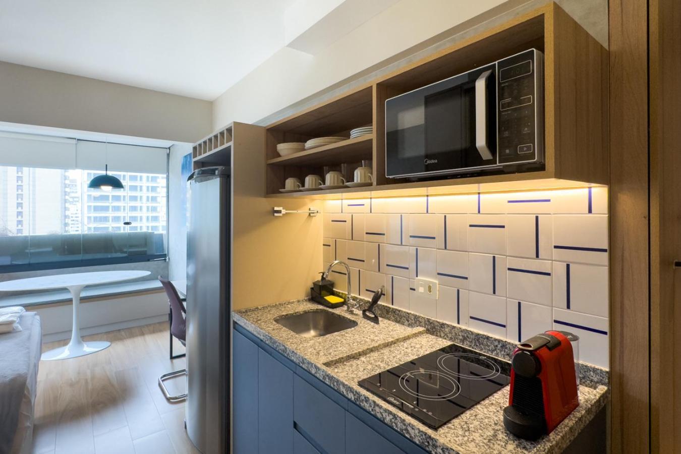 360 Pamplona Apartemen *