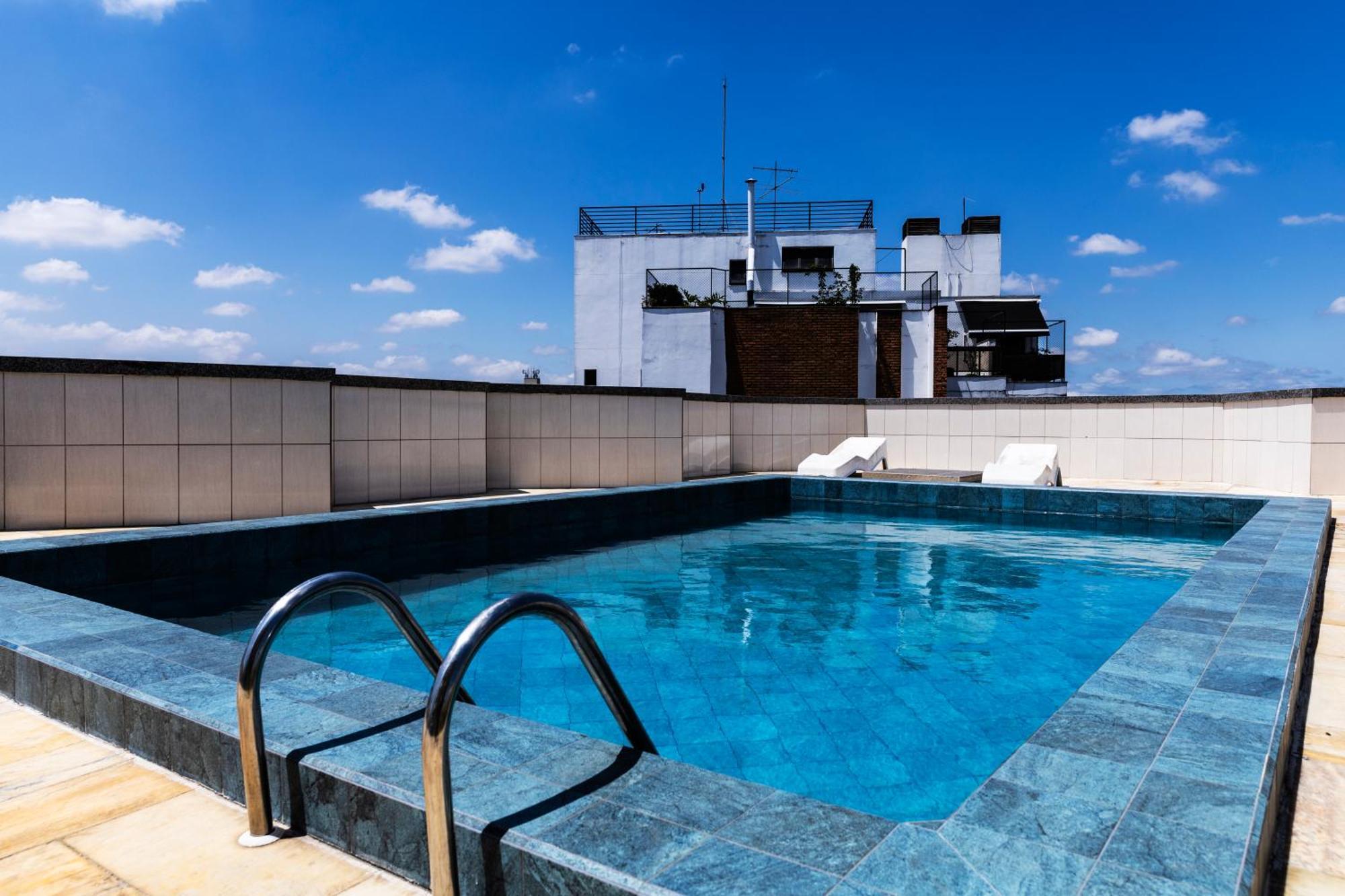 Piscina, Metro, Ibirapuera | Brazillian Corner Sao Paulo