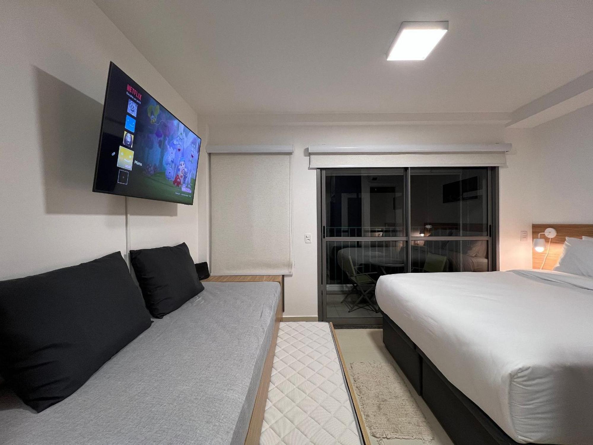 Lindos Na Liberdade Ac/wf/proximo Ao Metro Apartment Sao Paulo