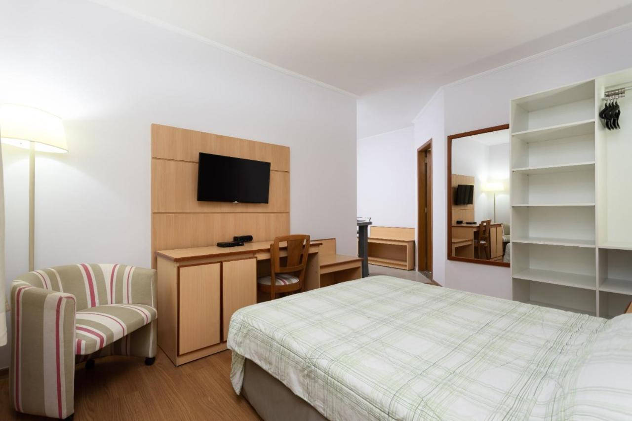 Hotel Augusta Boulevard 3*