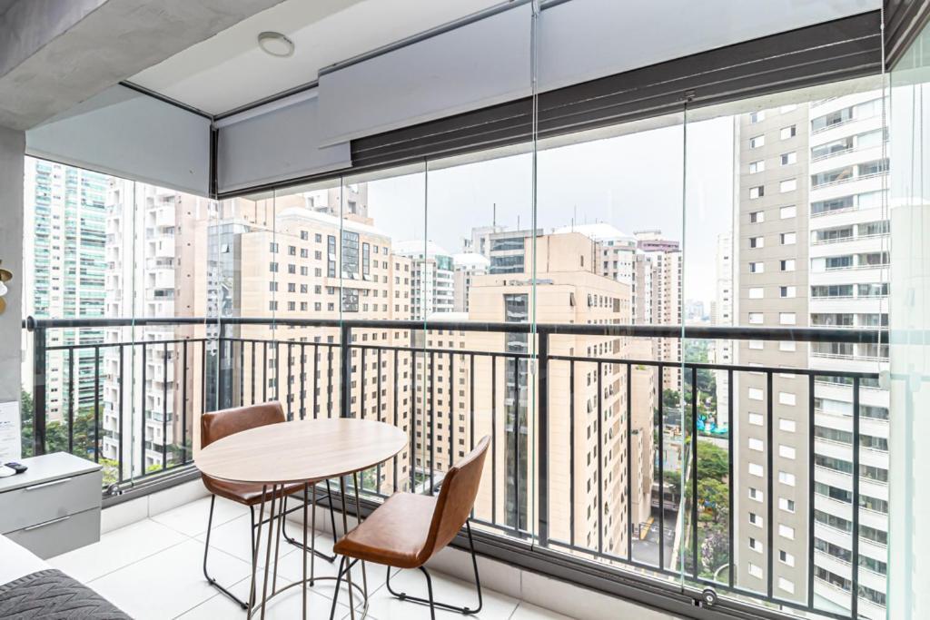 Apartemen Com Otima Localizacao Em Moema