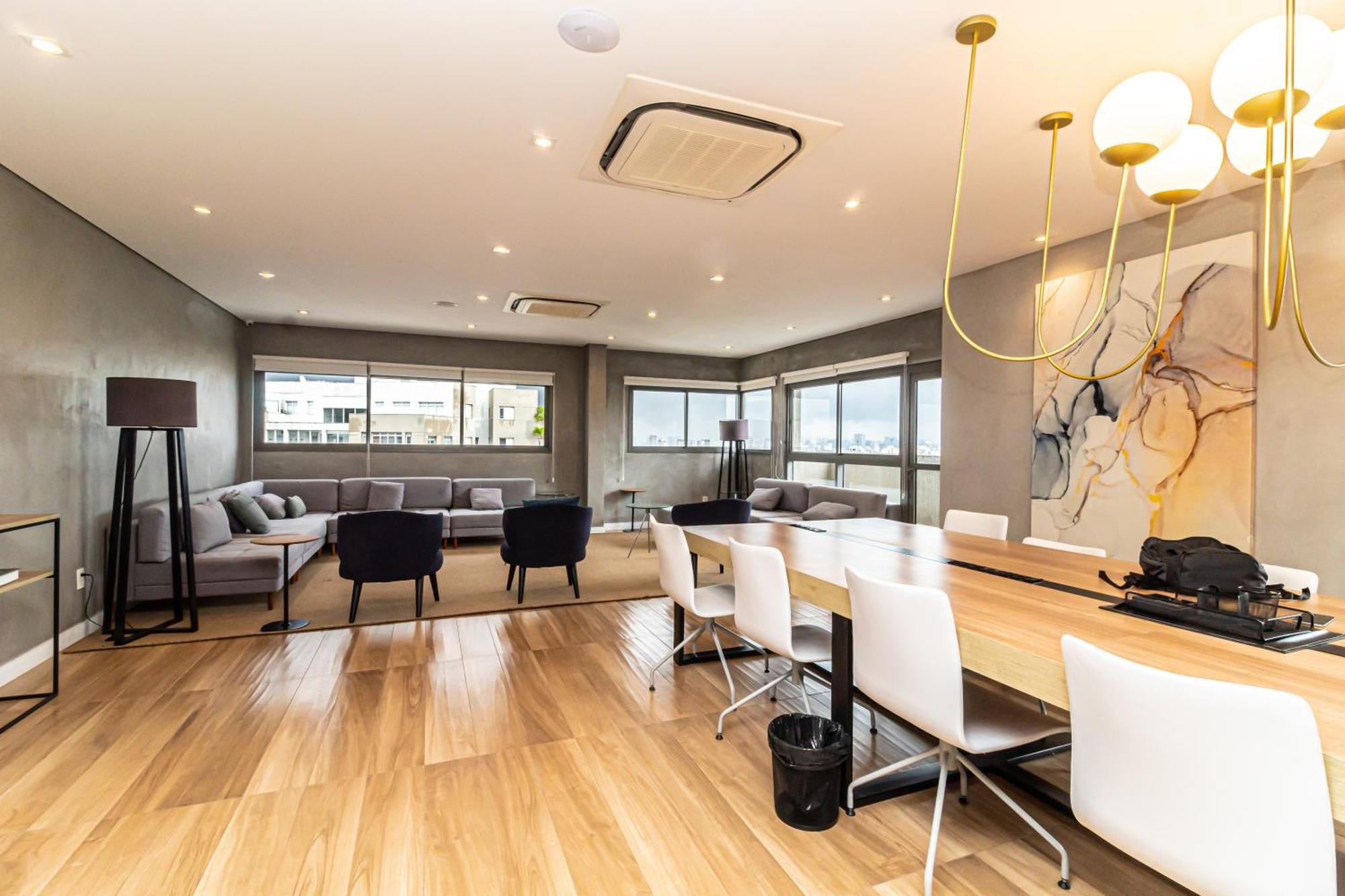 Apartemen Com Otima Localizacao Em Moema Sao Paulo