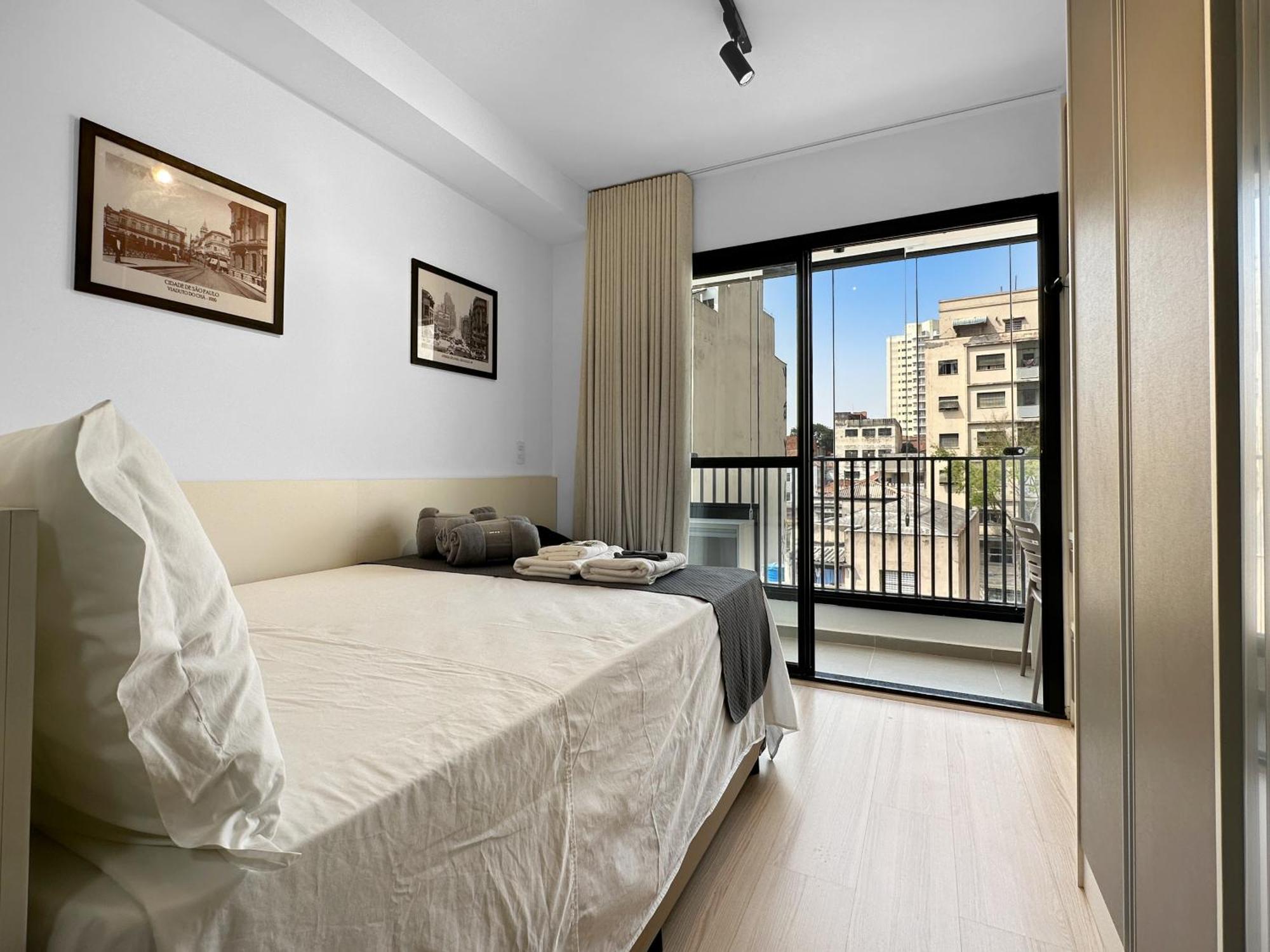 Balcony Kitchen Sirio Libanes Hospital Apartment