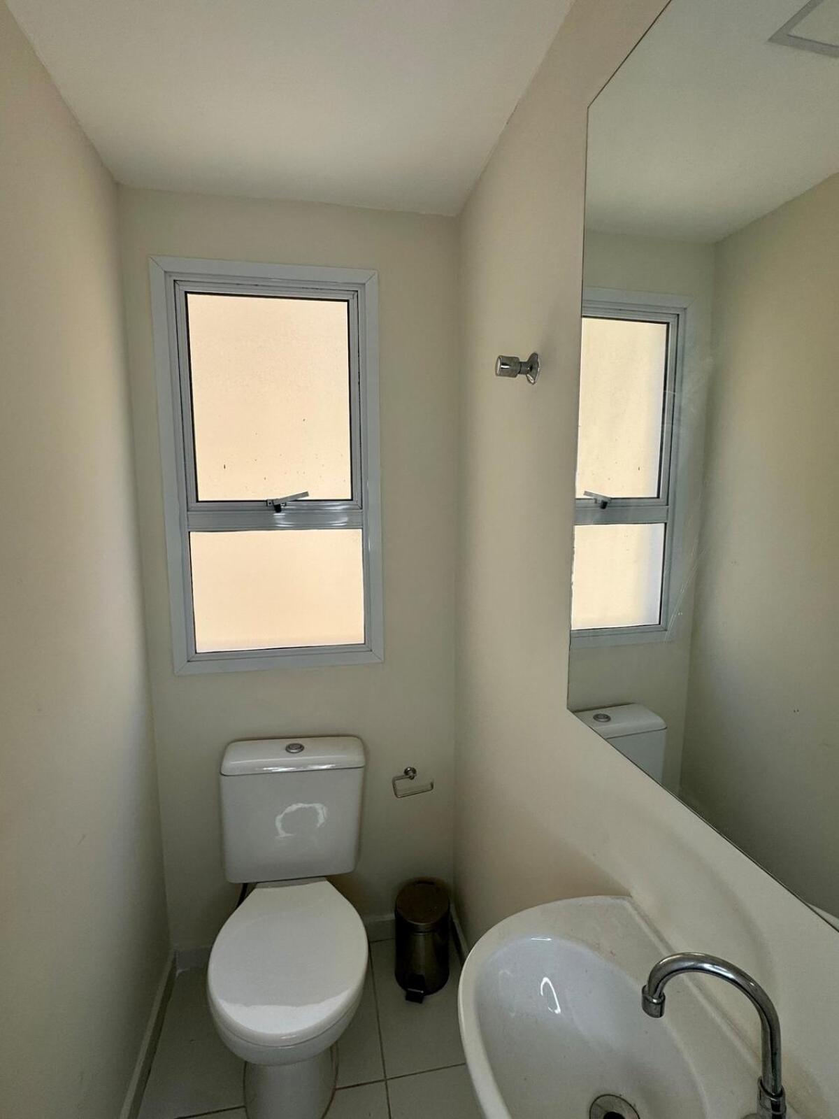 Uh House 83 , Estacionamento, Tv58 Pol ,45m2, Bela Vista Apartment *