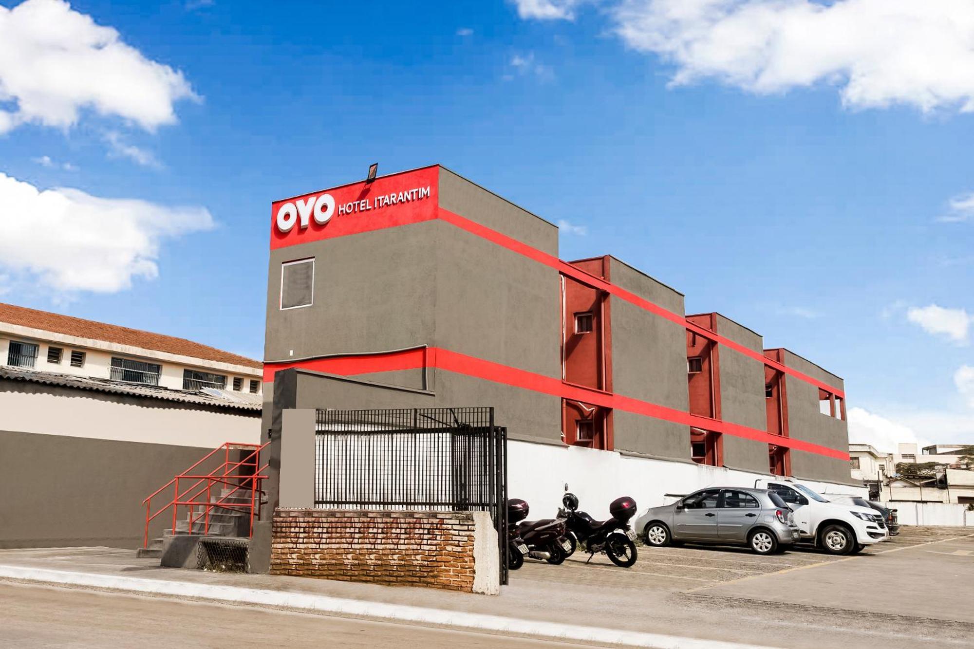 Oyo Itarantim, Otel Sao Paulo