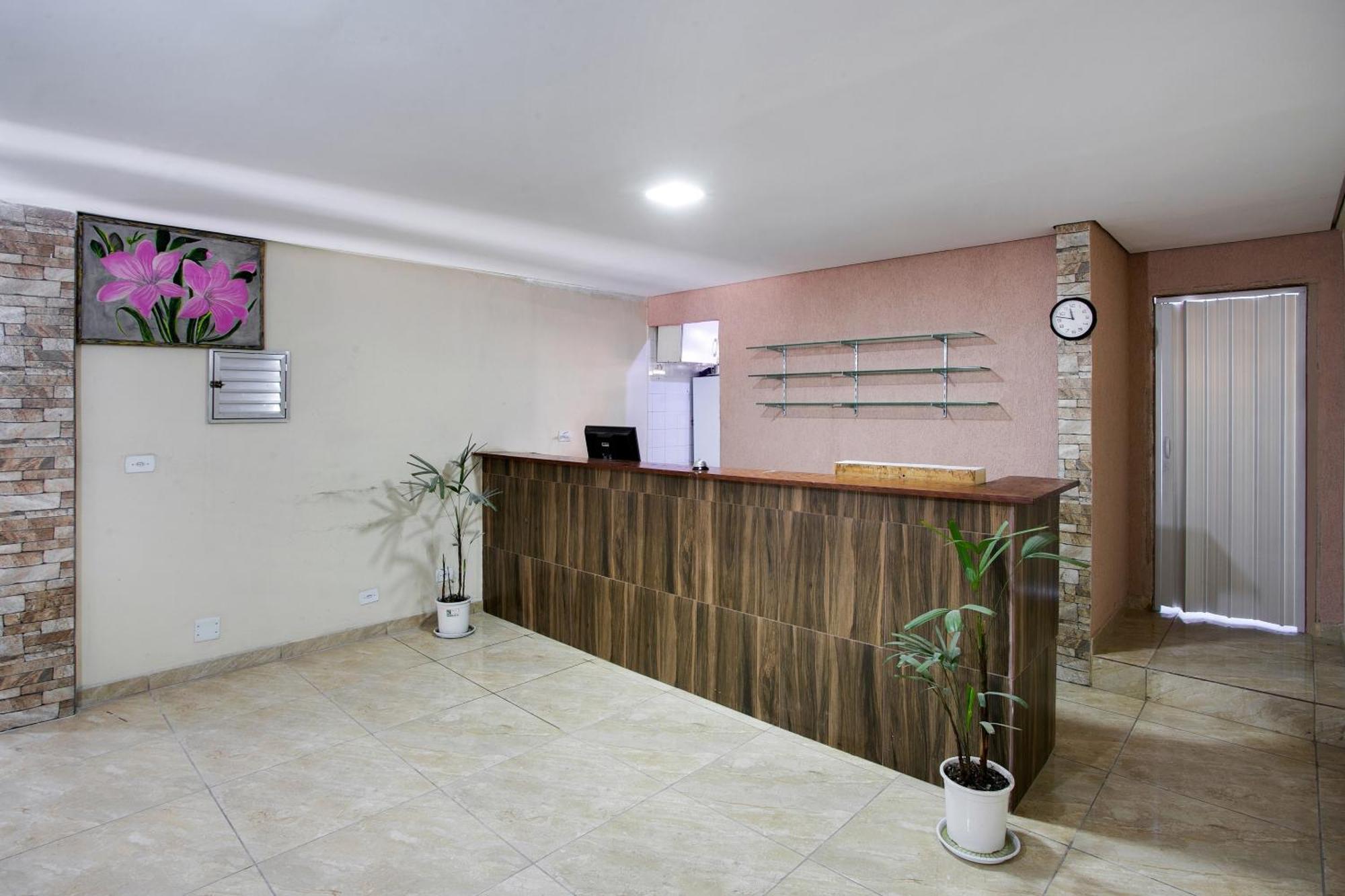 Otel Oyo Boneville, 4*