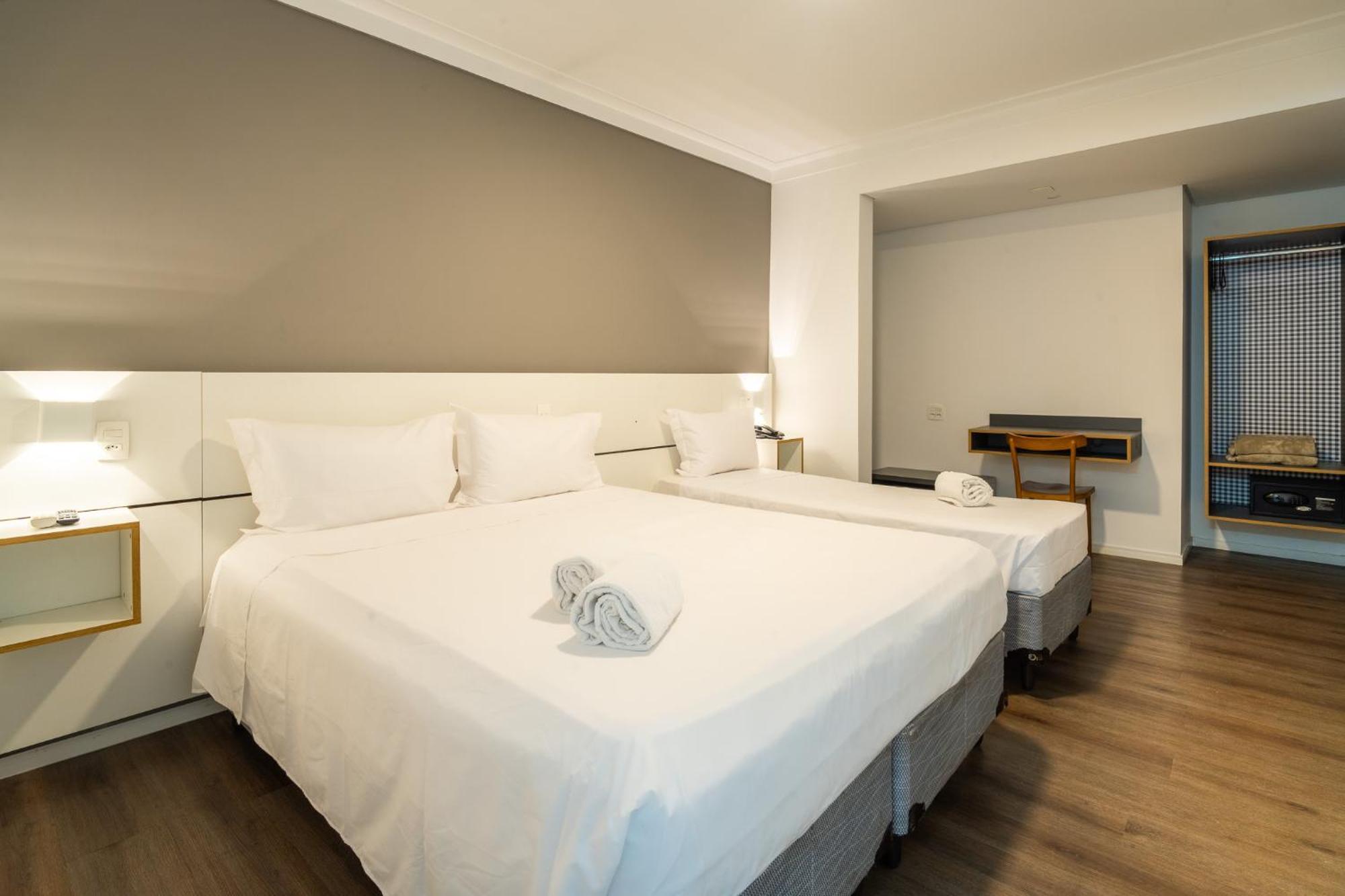 Uniclass Lapa Hotel