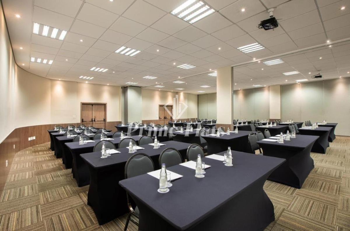 Khách sạn Flat Fabuloso Ibirapuera Com Garagem 4*
