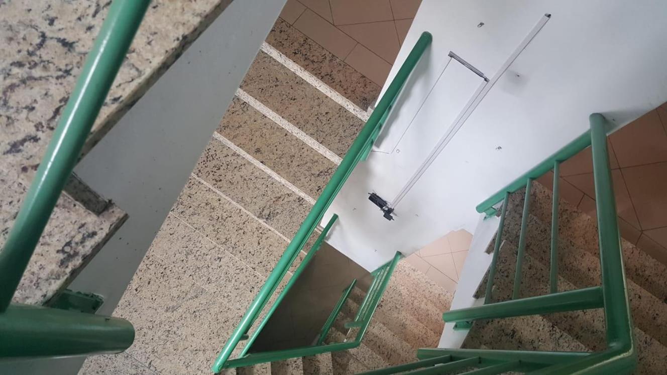 Biz Khách sạn