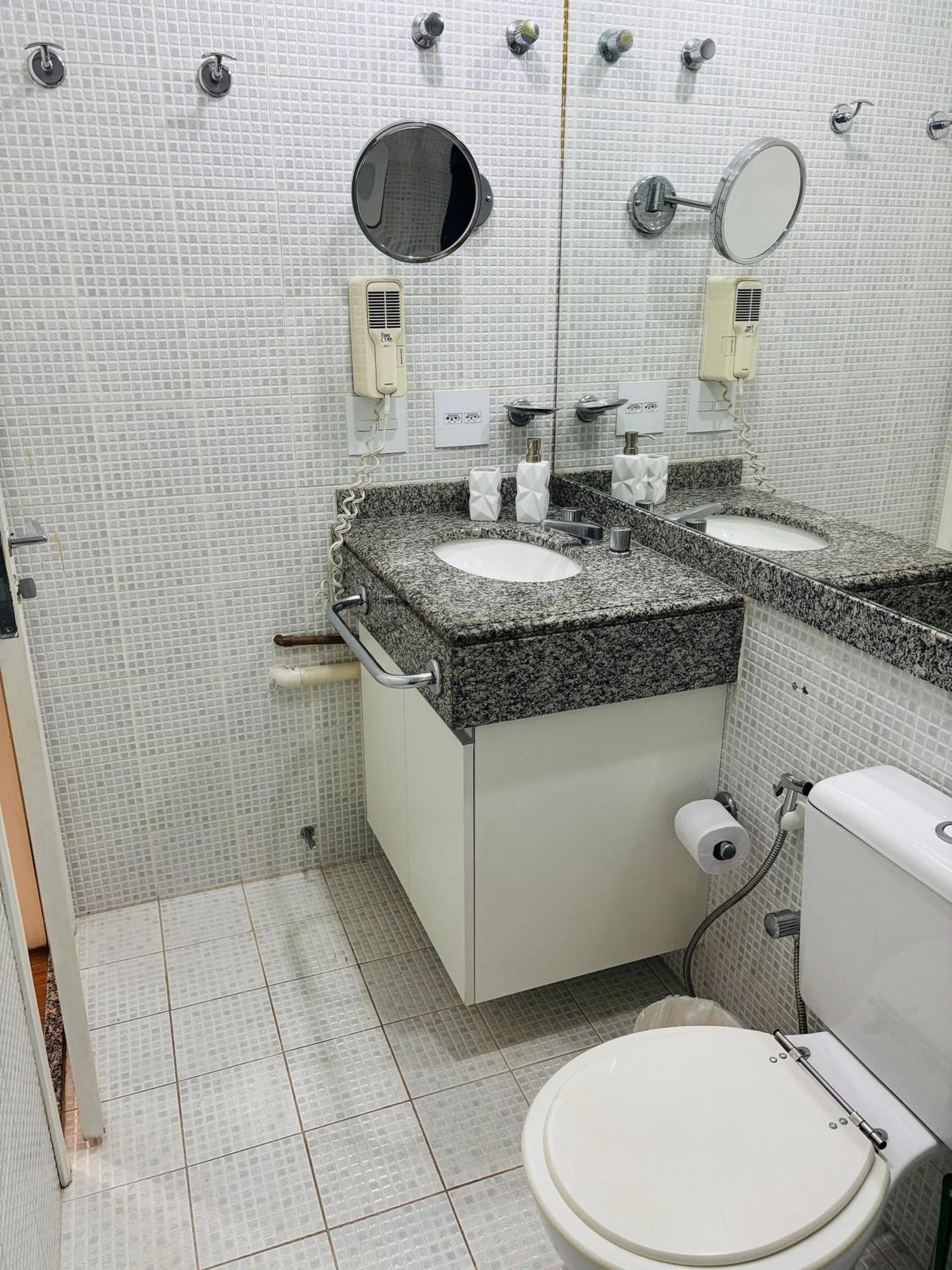 Morada Moema Rouxinol - Flat Bem Localizado Em Moema *