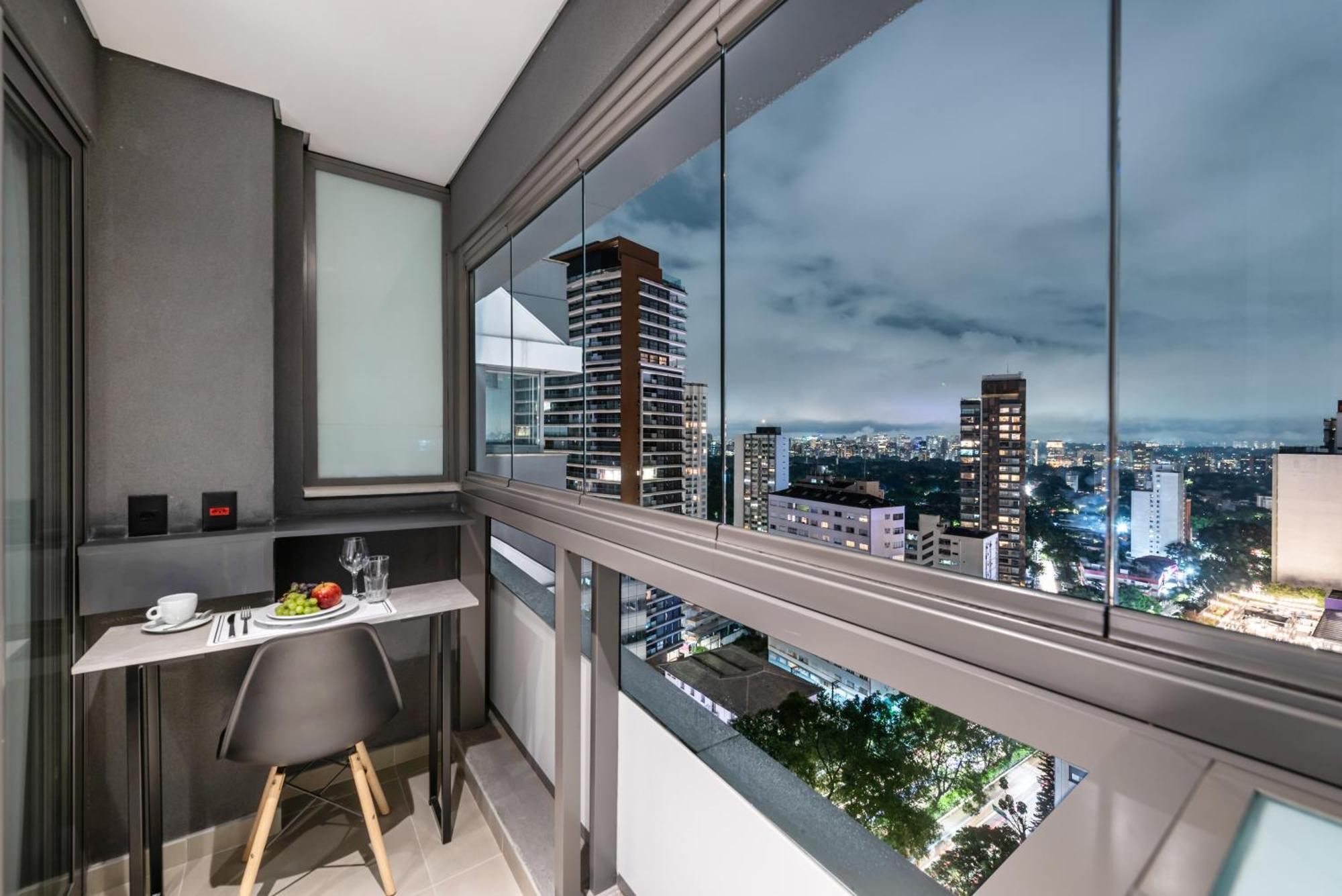 Of8 | Novo Bhaus Oscar Freire | Metro | Apartment