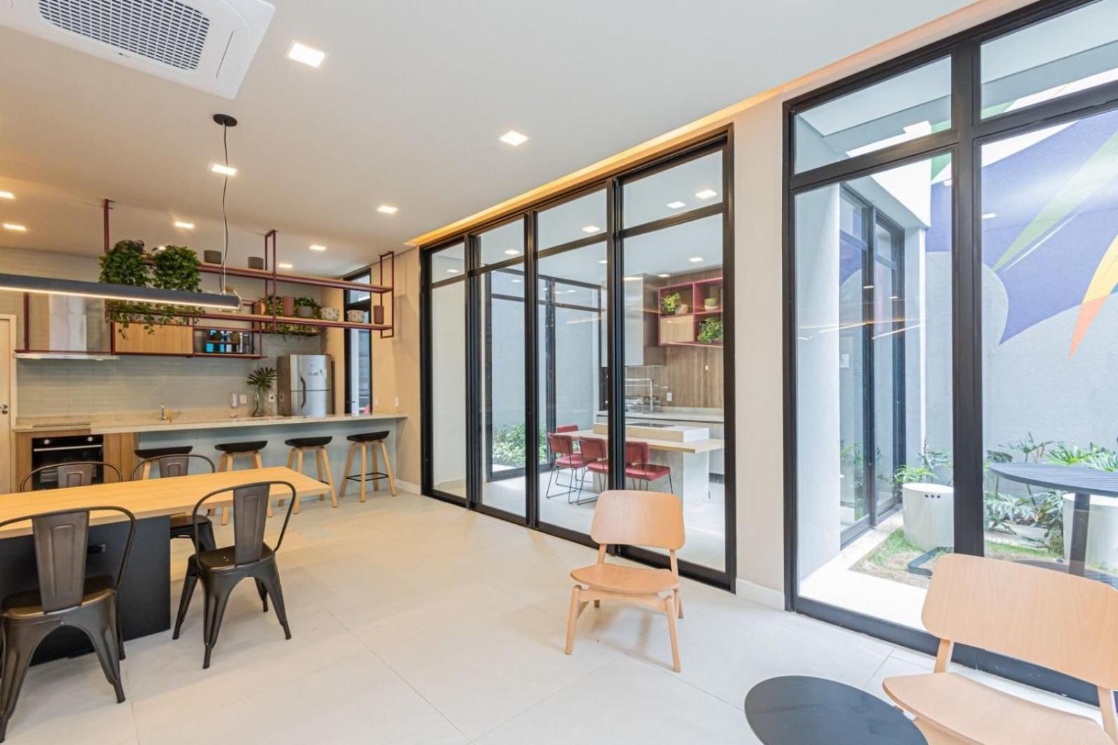 211 Madalena Luxuoso Completo São Paulo