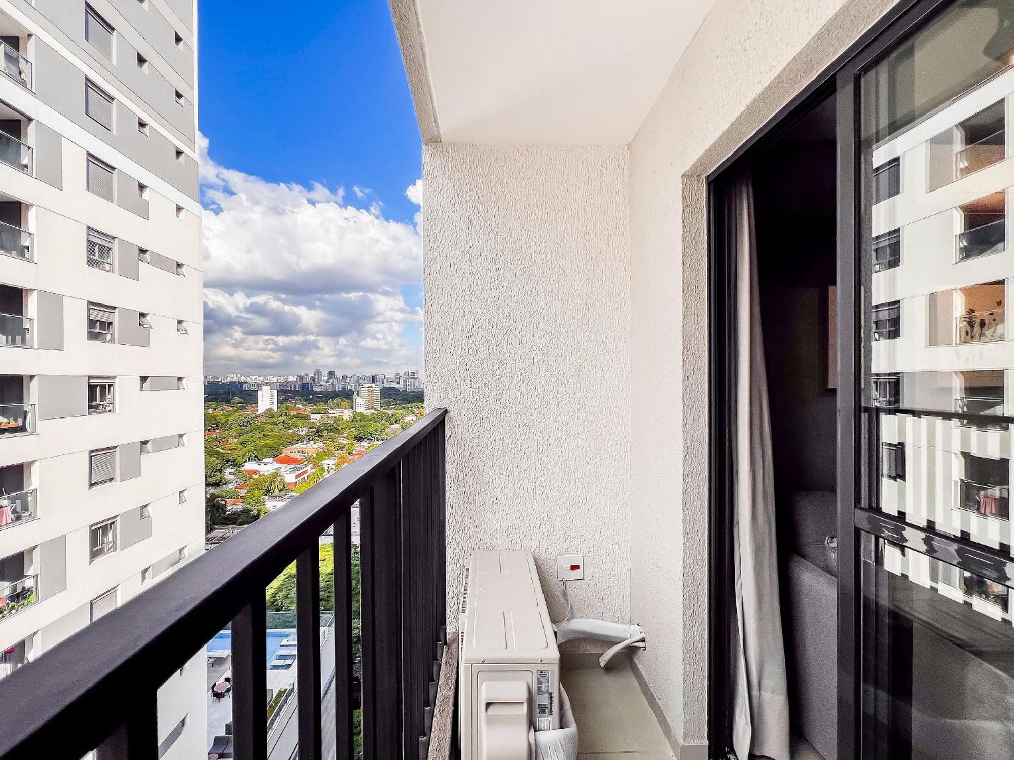 Apartment My One Fradique Coutinho By Easyrent Sao Paulo