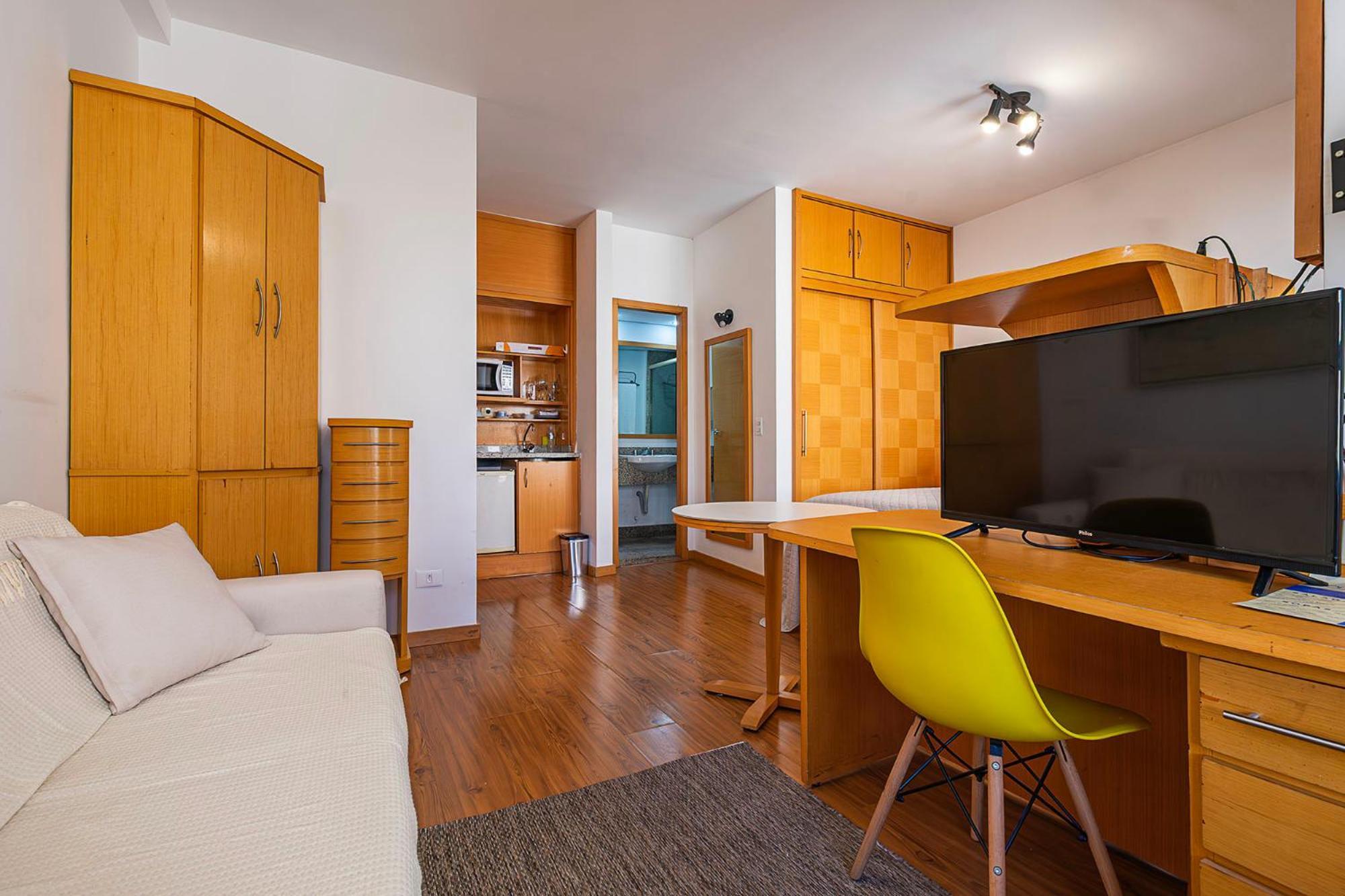 Flat 4 Estrelas Jardins - *