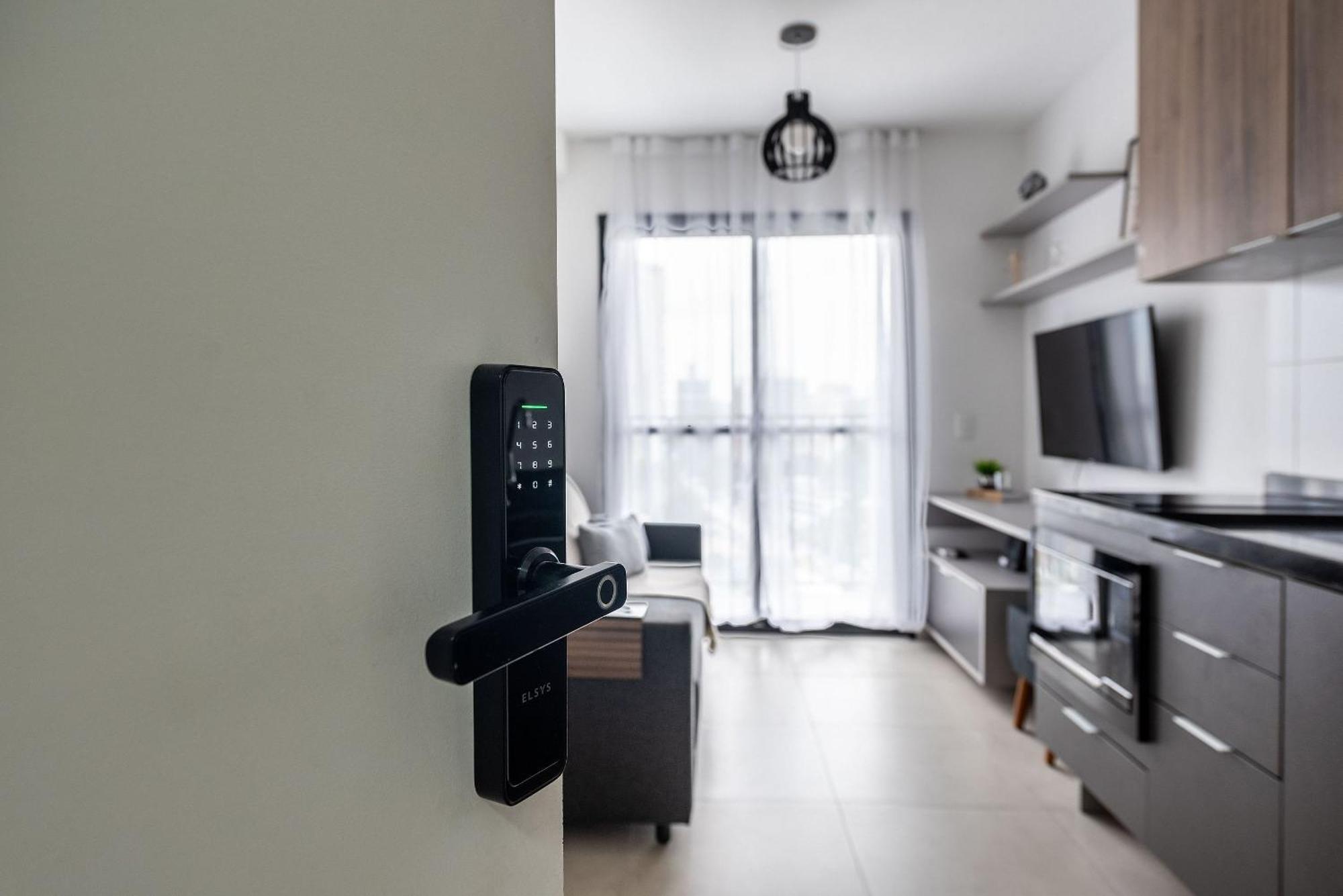Holiday home Apto Moderno | Vista Incrivel | Pinheiros - V1310 *