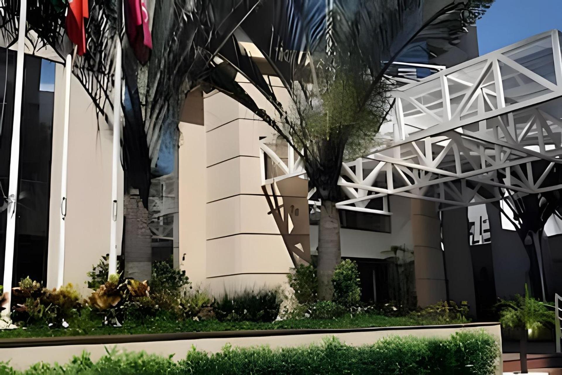 Get A Flat 405 Noble-jardins Neighborhood - Sp
