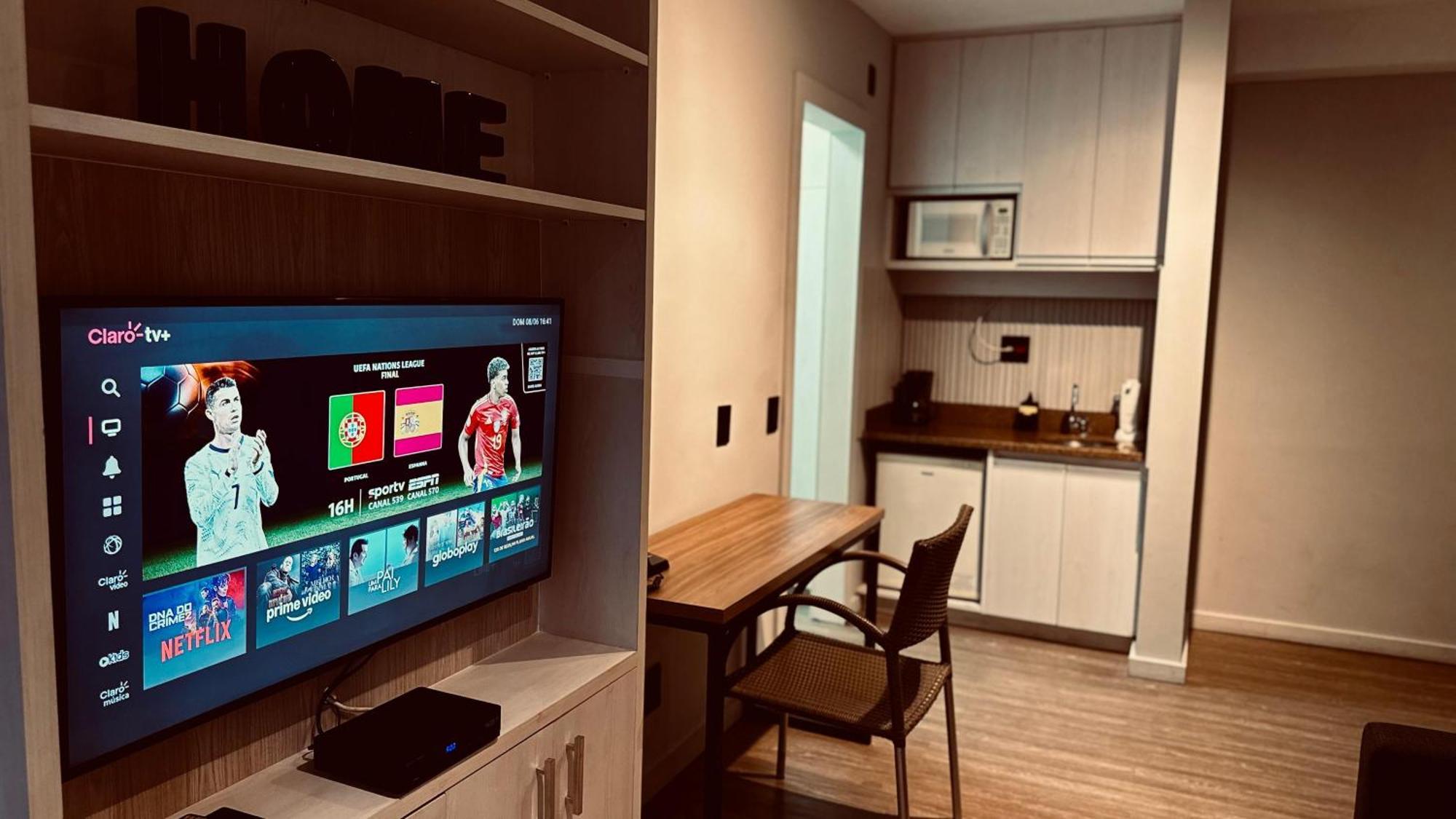 Itaim Bibi Flat Com Varanda * São Paulo