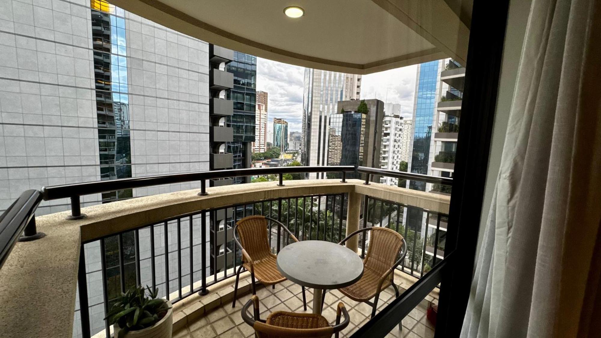 Apartamento Itaim Bibi Flat Com Varanda *