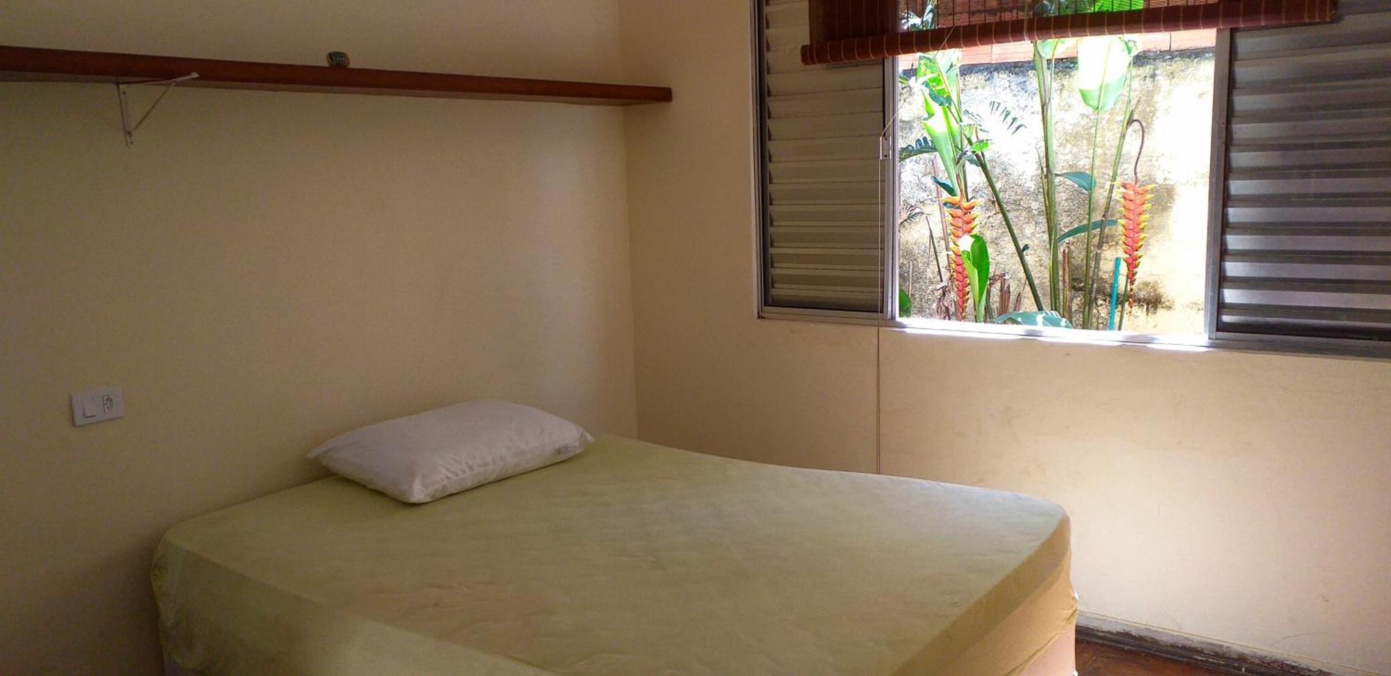 Suite Ampla Com Acesso Privativo *