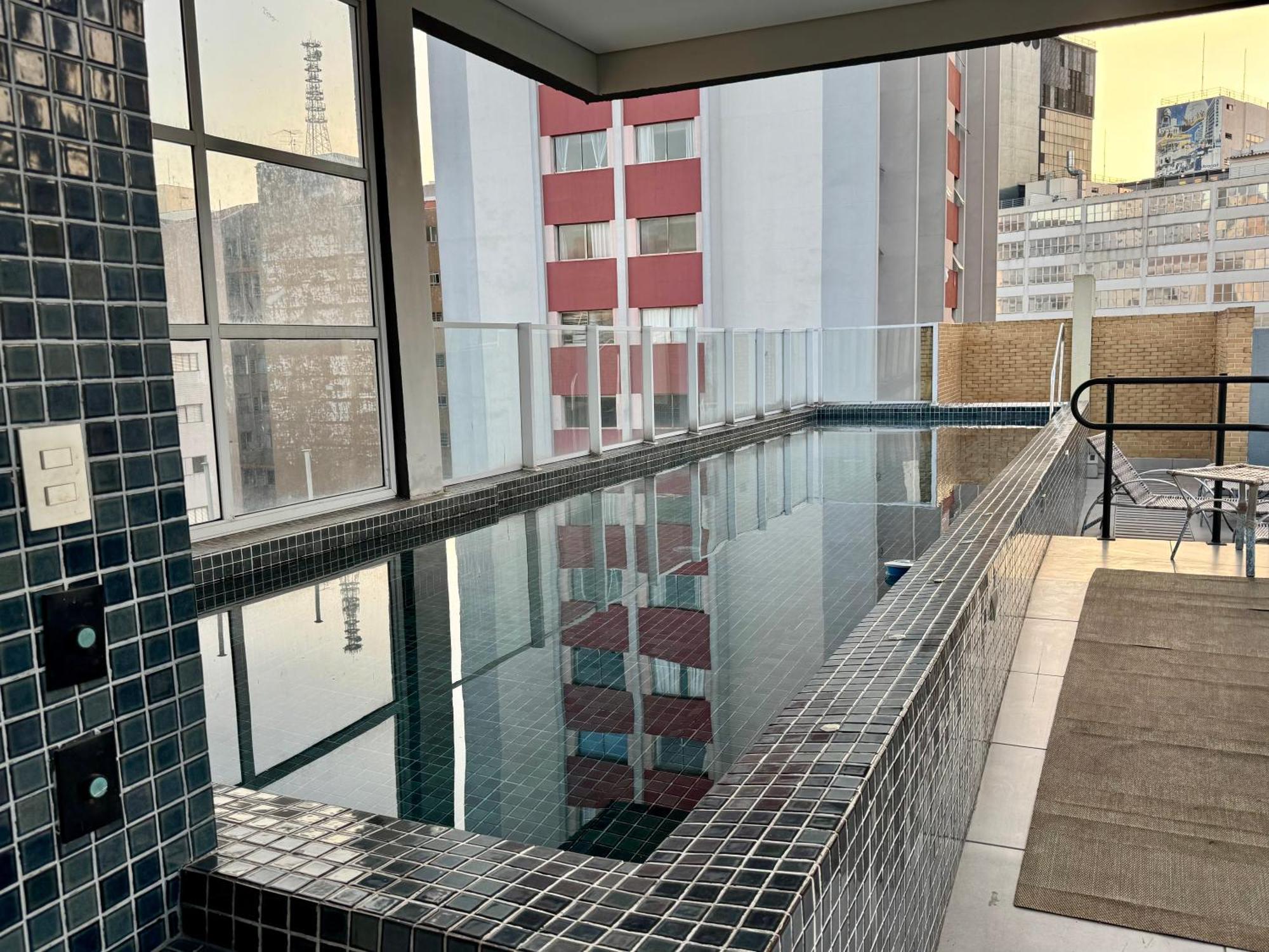 Uh House , Estacionamento , Piscina, Bela Vista *