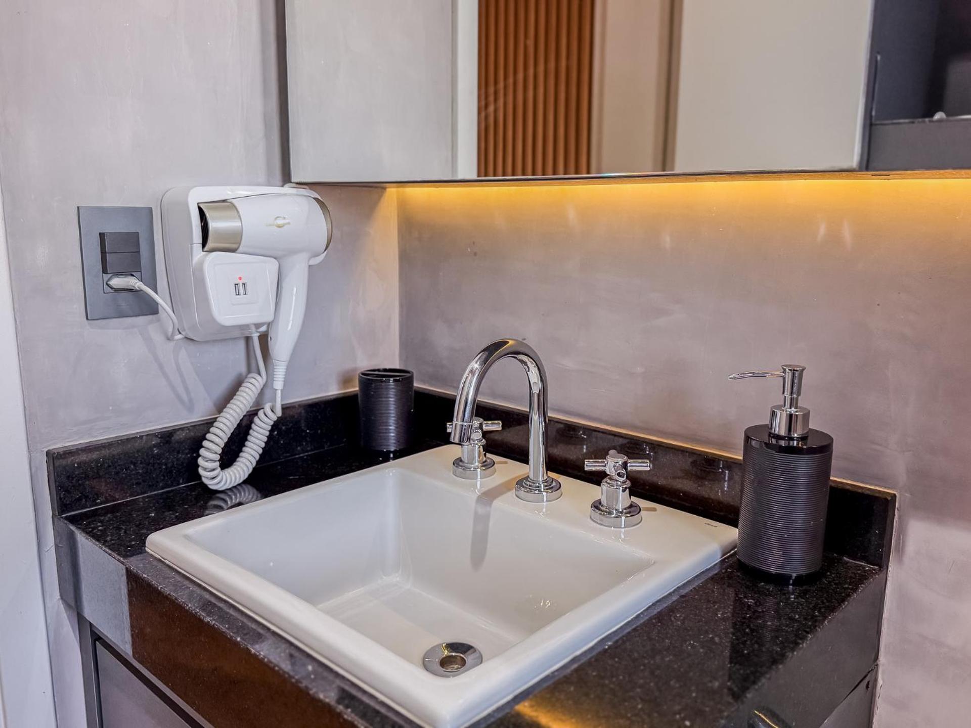 Paulista Completo Com Garagem - Consulado E Av Paulista Apartment