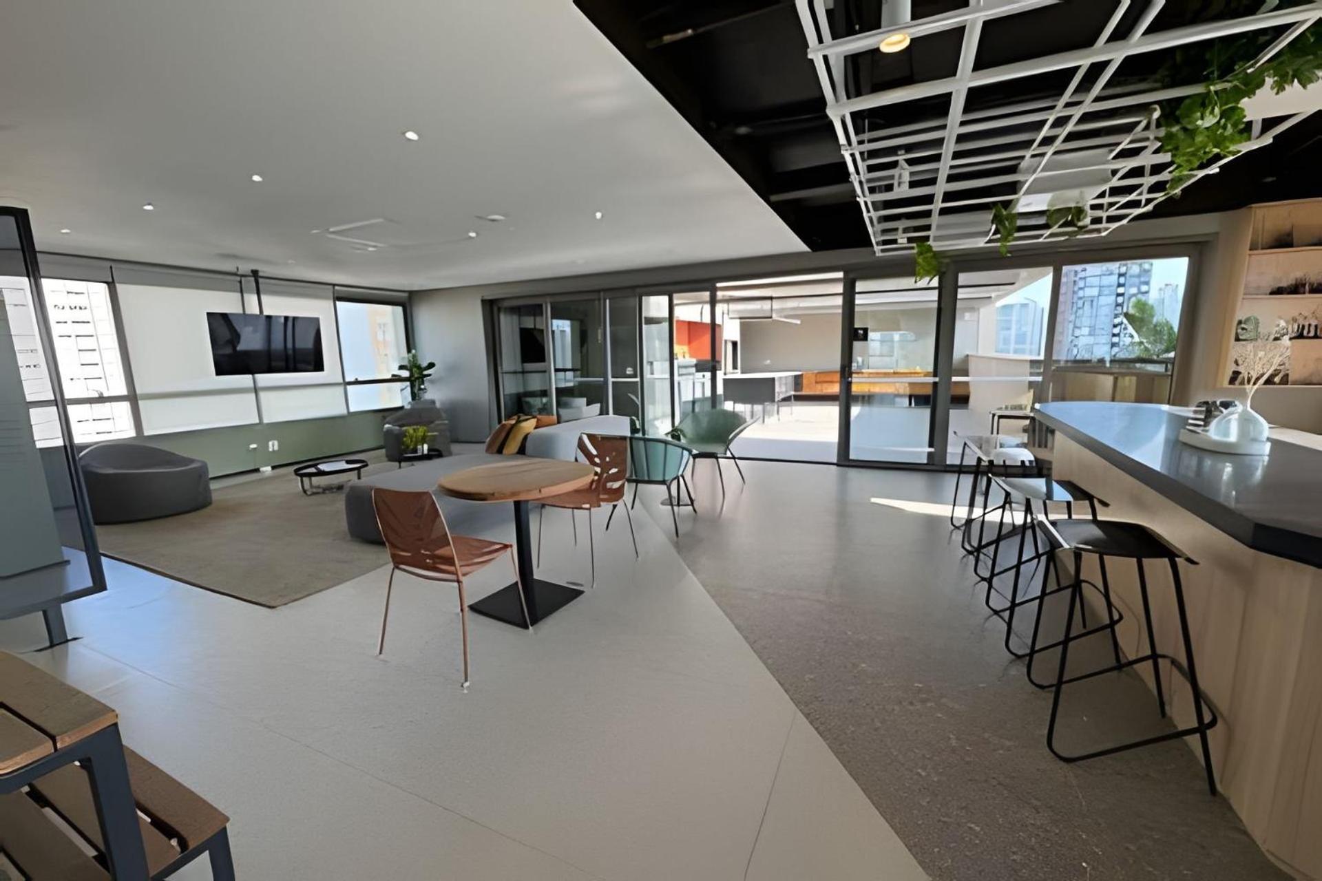 Apartment 313 Lux Allianz Park *