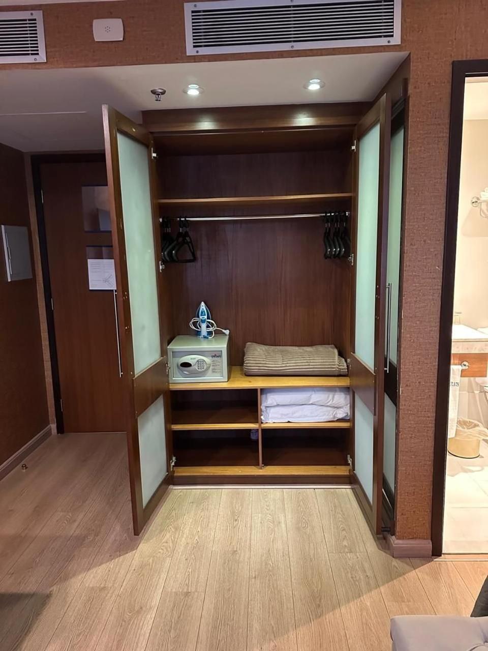 Flat 246 - Avenida Ibirapuera, Moema - 4*