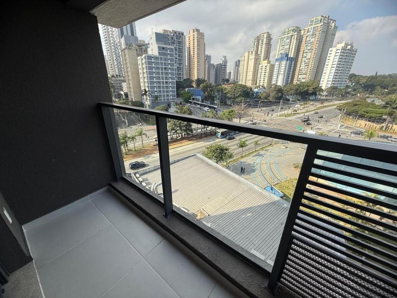Haus Mitre Residences Apartemen