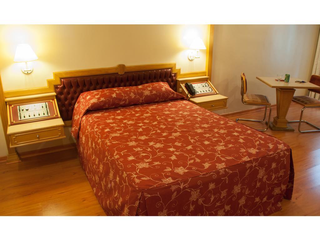 King Hotel 3*