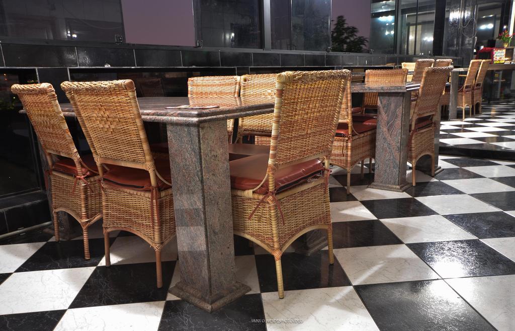 Morumbi Khách sạn 4*