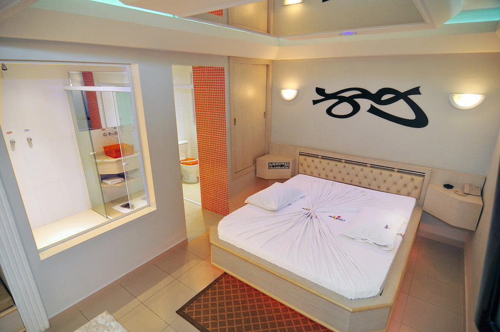 Love hotel Mambo - Adults Only *