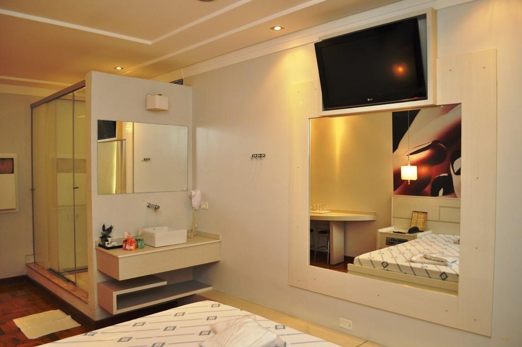 Khách sạn tình yêu Gales (adults Only)