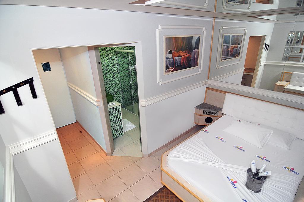 Love hotel Mambo - Adults Only *