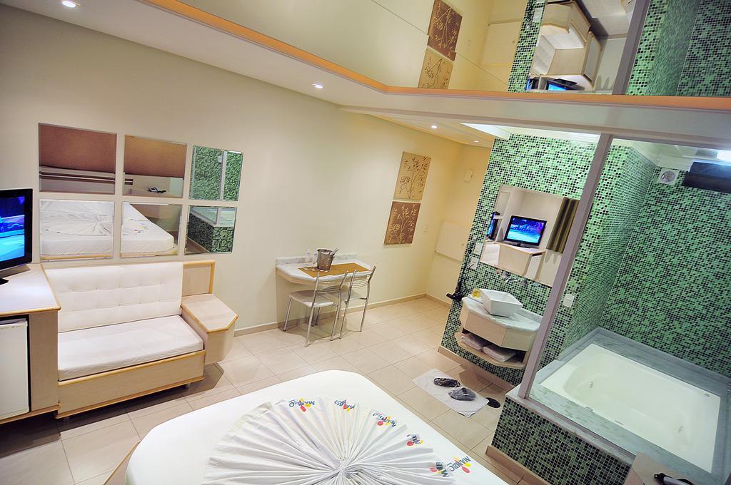 Love hotel Mambo - Adults Only *