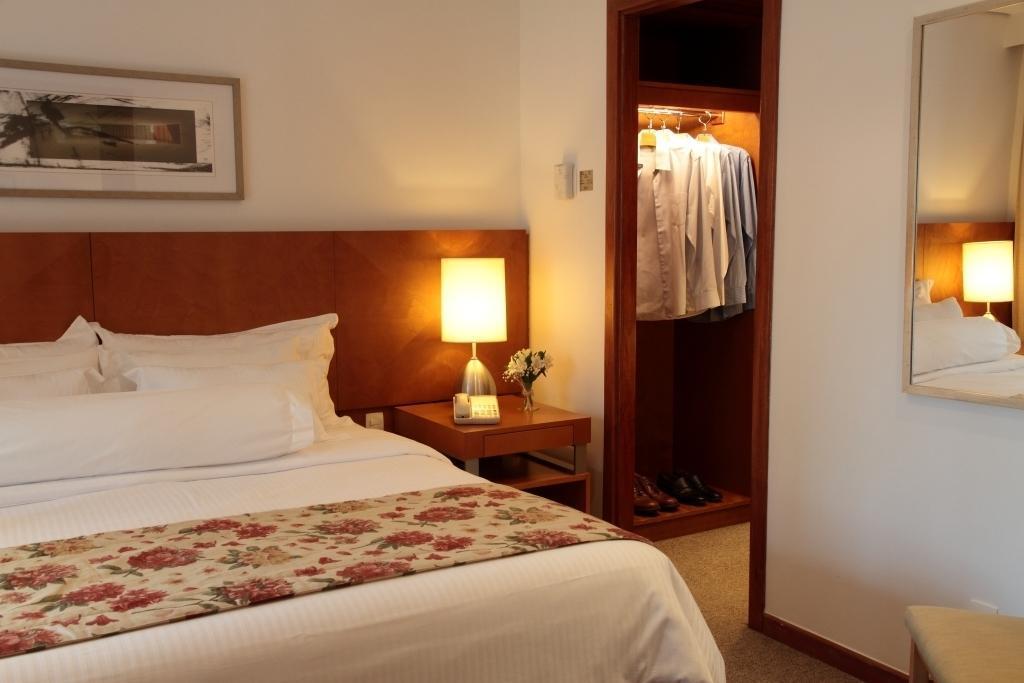 Otel George V Casa Branca