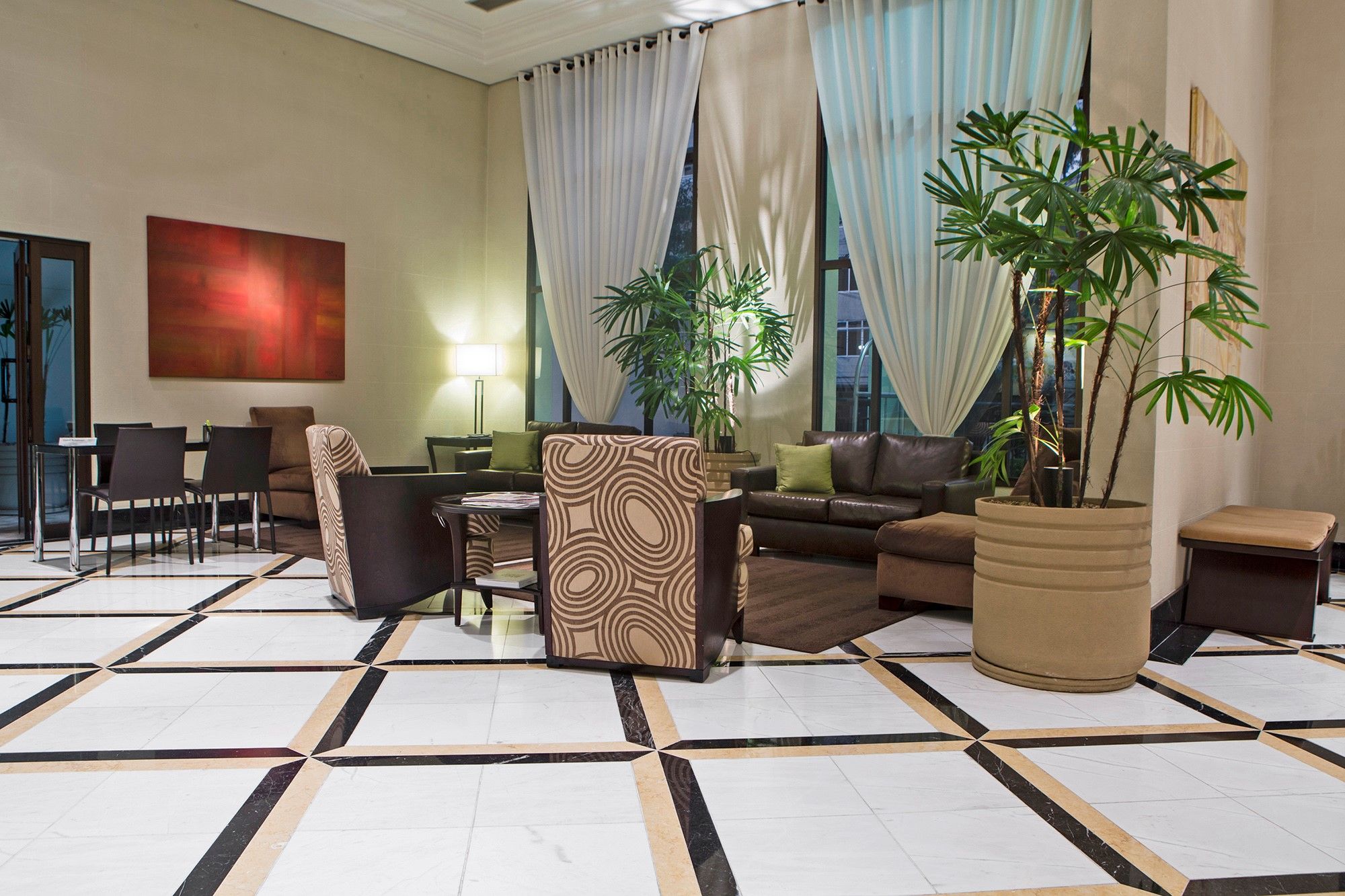 Otel George V Casa Branca