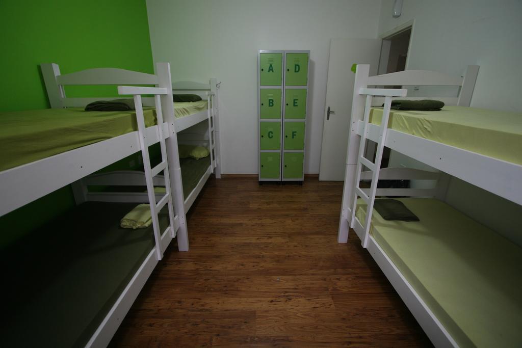 Hostel Limetime *