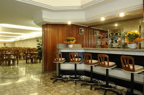 Augusta Boulevard 3*