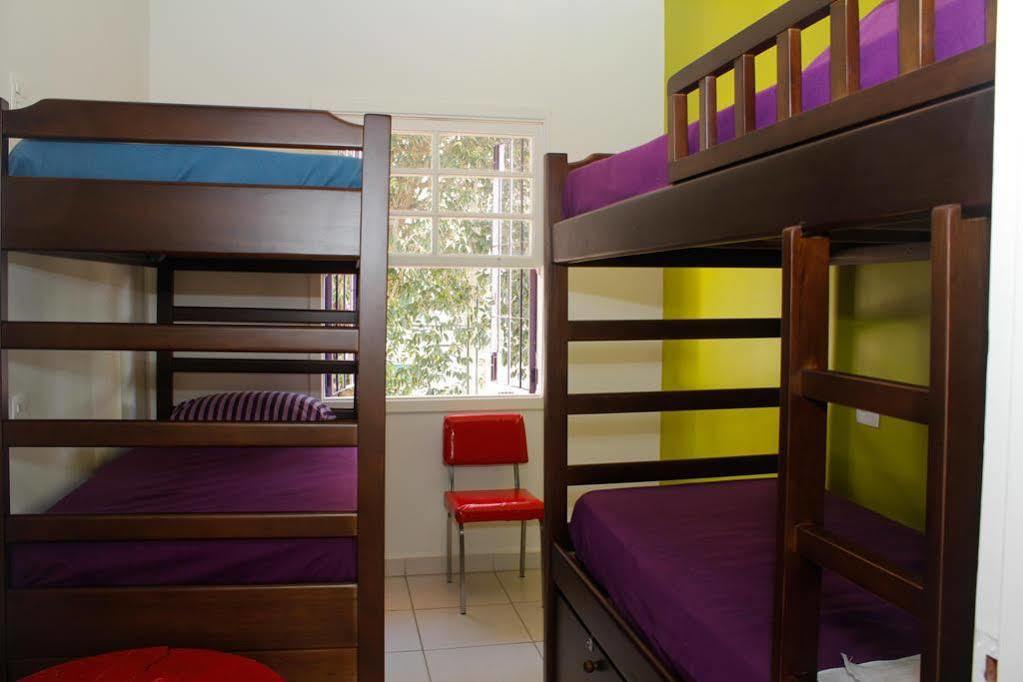 Hostel Purple House *