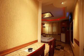 Delirius (adults Only) Hotel 2*