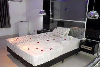 Otel Makaku's - Adults Only 3*