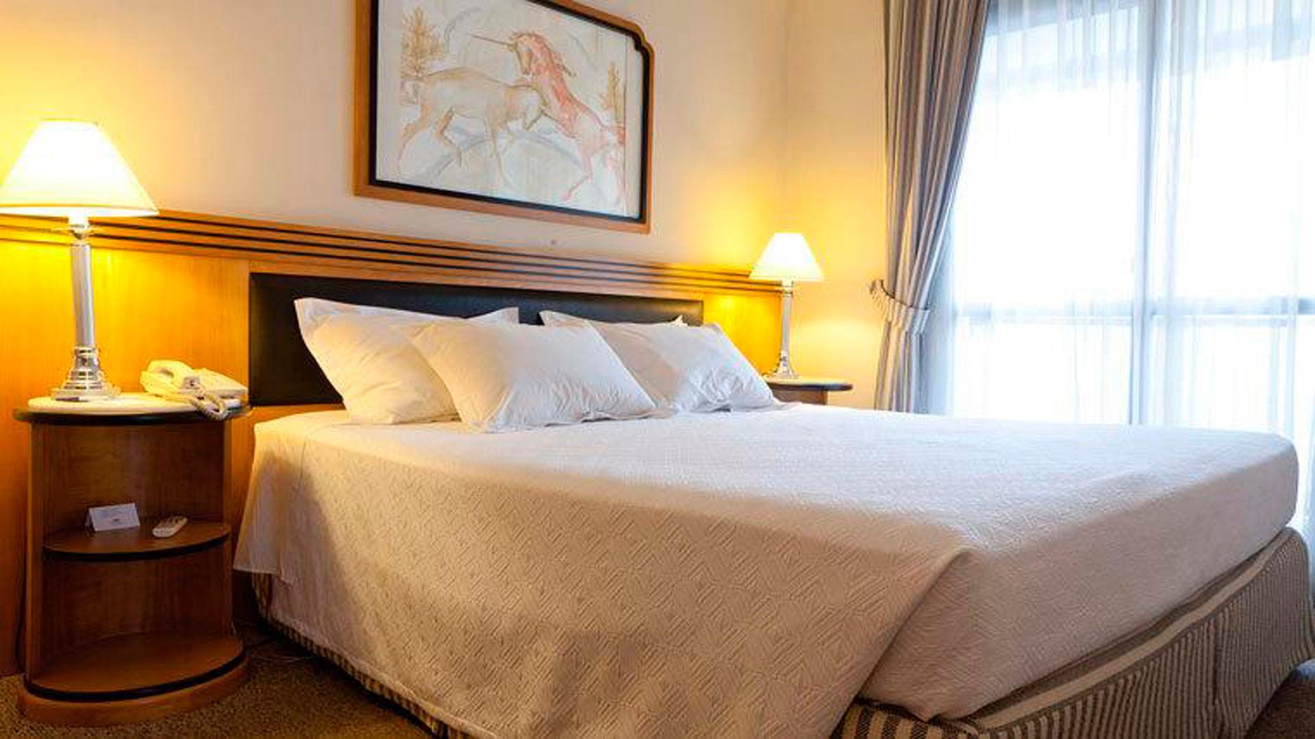 Estanplaza International Khách sạn 4*