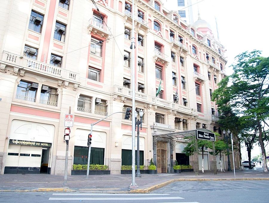 Hotel Nacional Express - A 700 Metros Da Rua 25 De Marco 3*