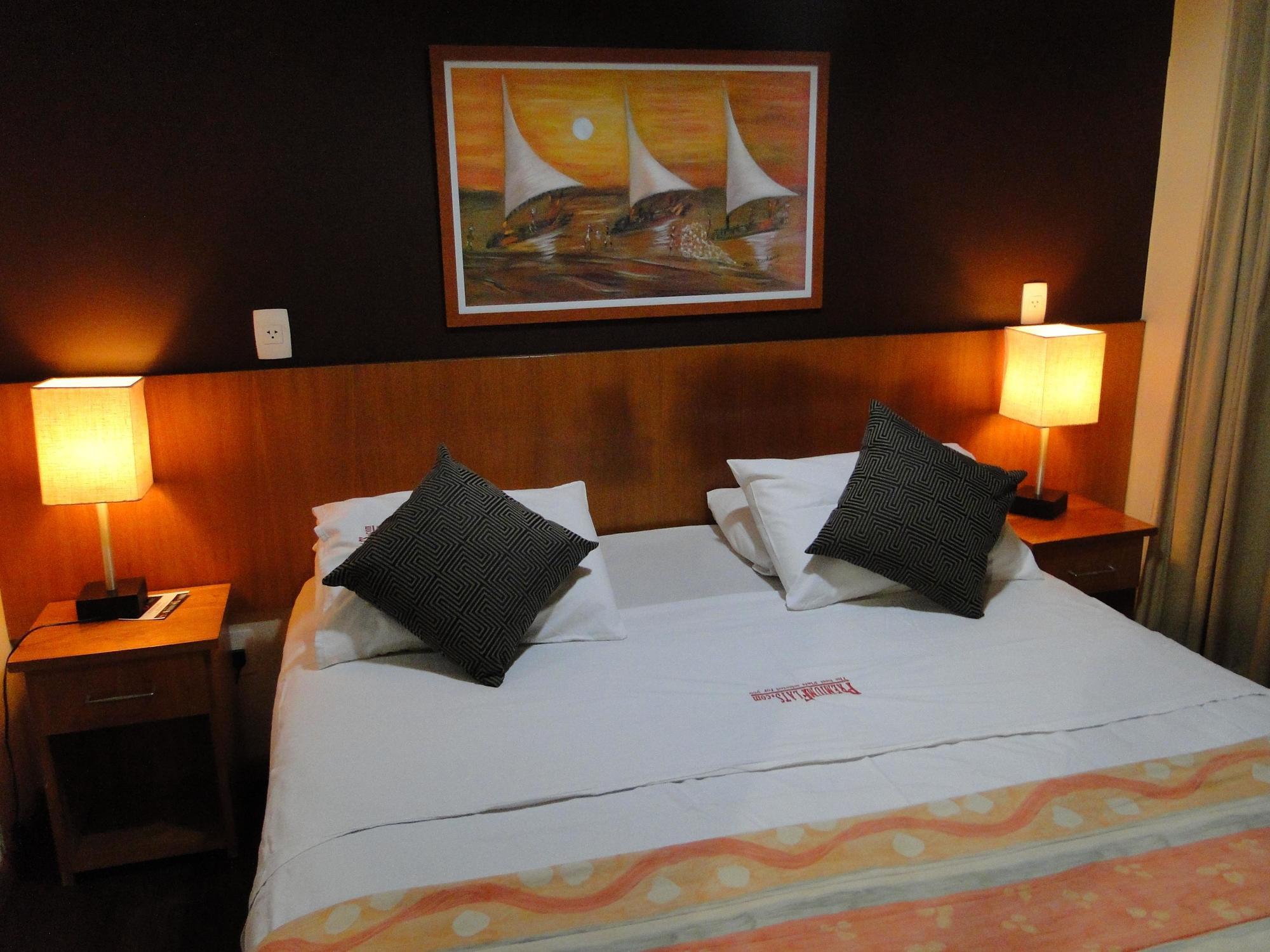 Premium Flats Berrini Otel