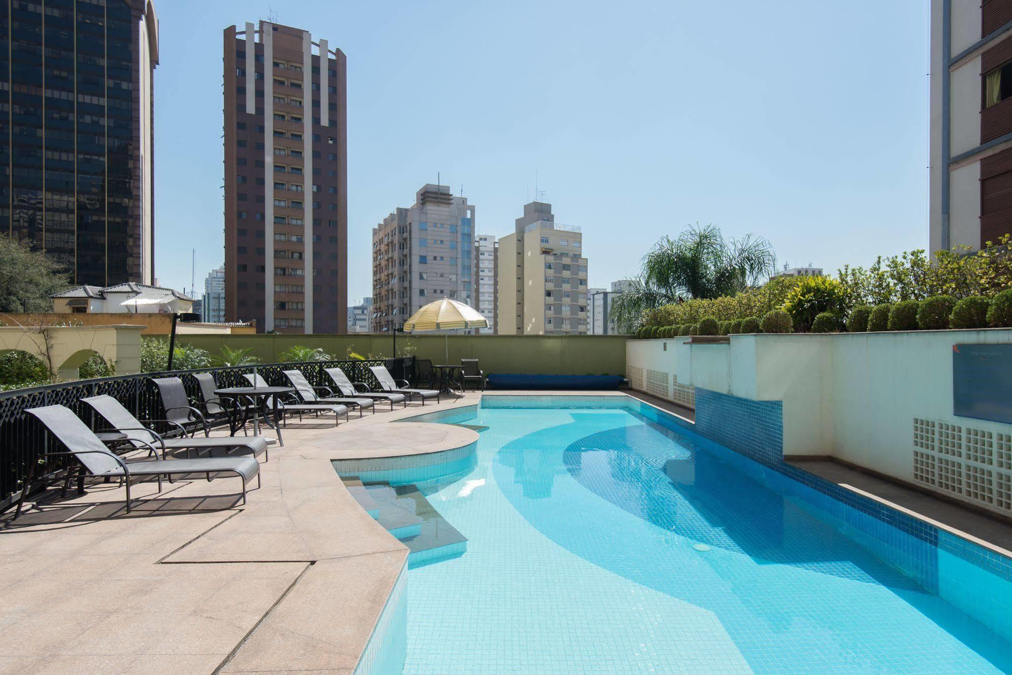 Intercity The Universe Paulista 4*