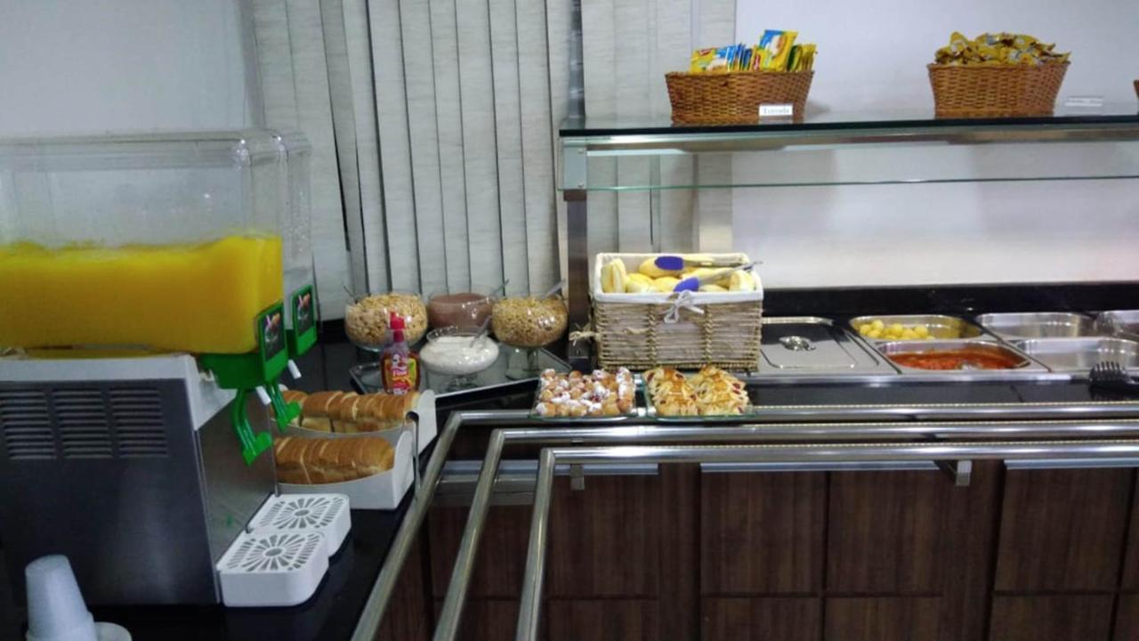 Hotel Luni