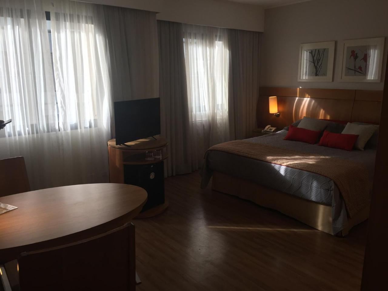 Flat Luxo Moema 4*